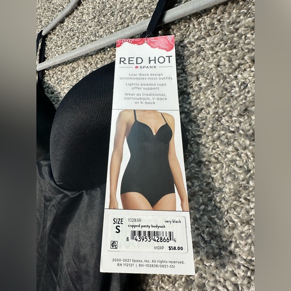 NWT RED HOT by SPANX Cupped Panty Bodysuit Size Small - Picture 6 of 7